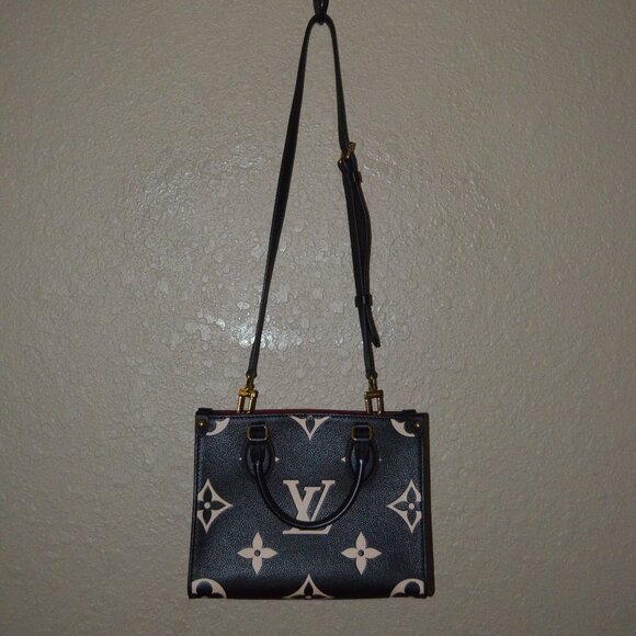 $3400 Louis Vuitton OTG Onthego PM Bicolor Monogram Empreinte Leather To… - Picture 3 of 13